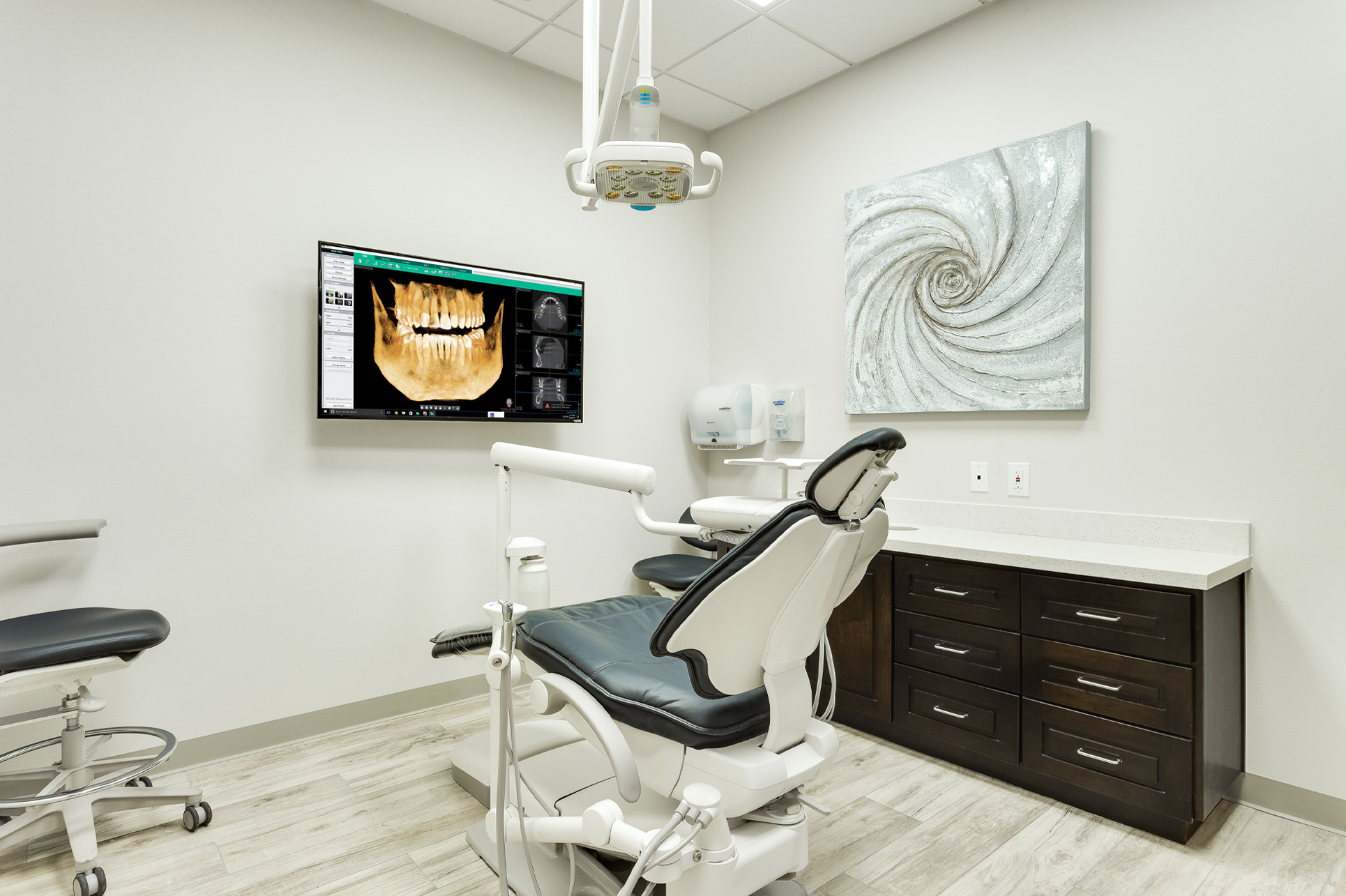 Gloss Dental at Pharr Plaza | Contact Us